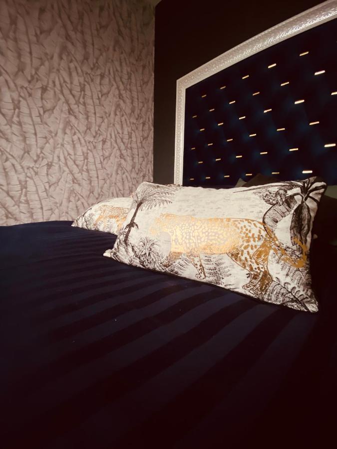 Bed and Breakfast Hypolite Avesnes-sur-Helpe Екстер'єр фото